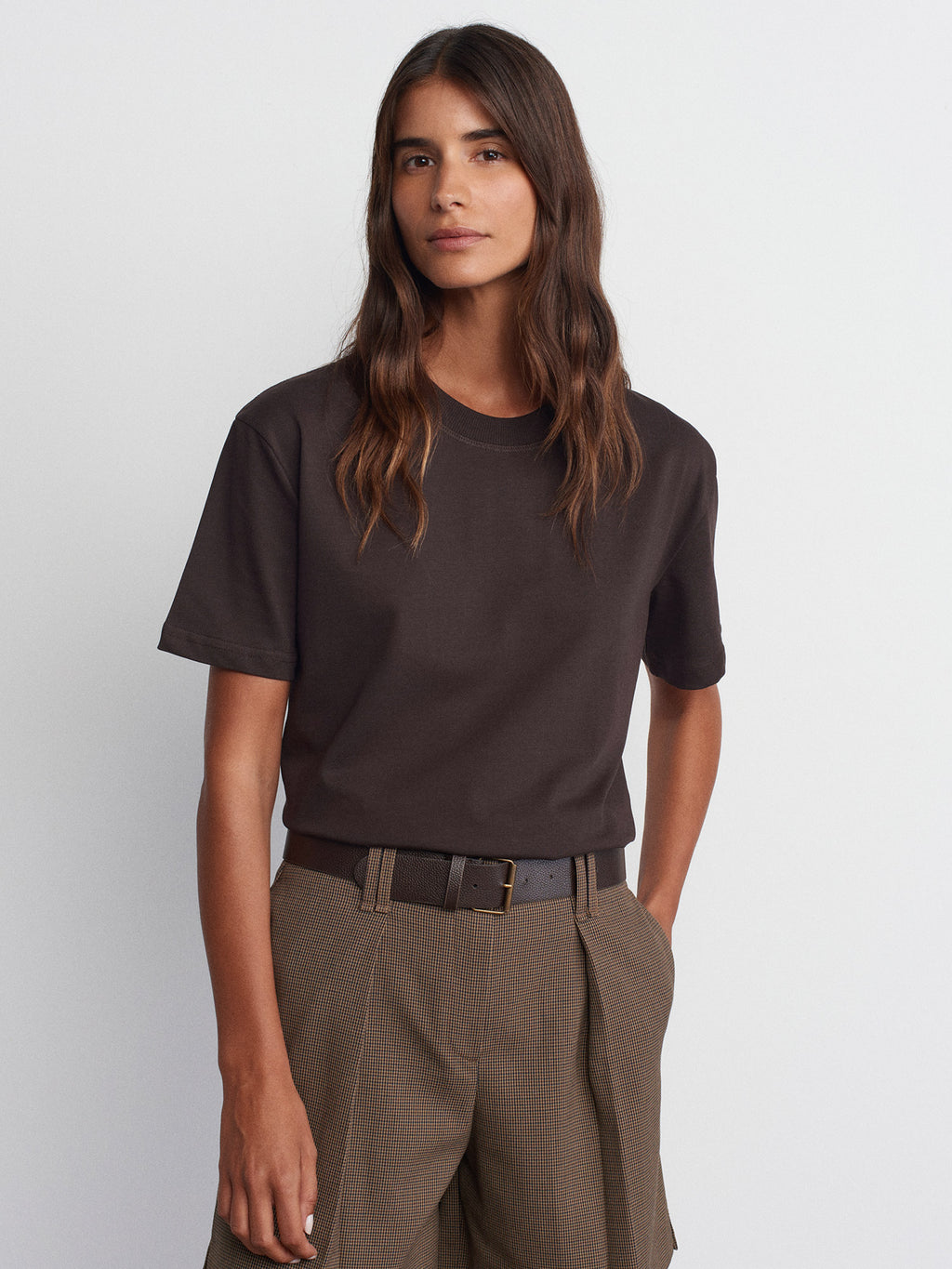 T-shirt i 100 % bomull - Mörkbrun