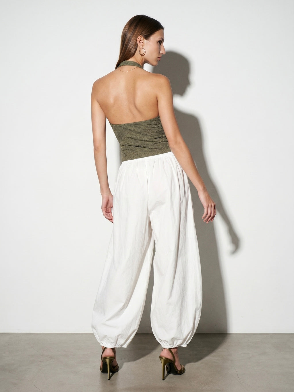 Halterneck spetstopp – Khaki