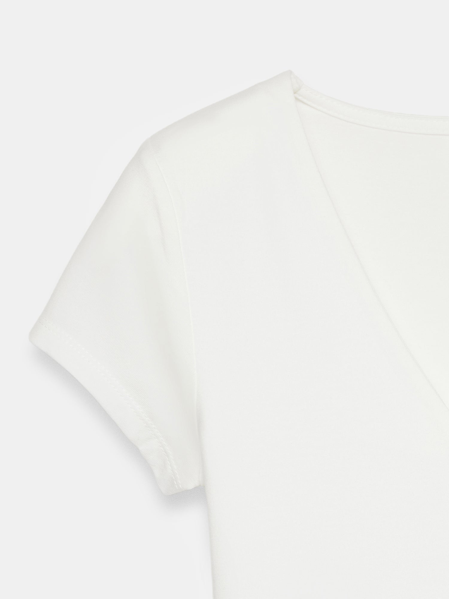 V-ringad bomulls-T-shirt - Ekru