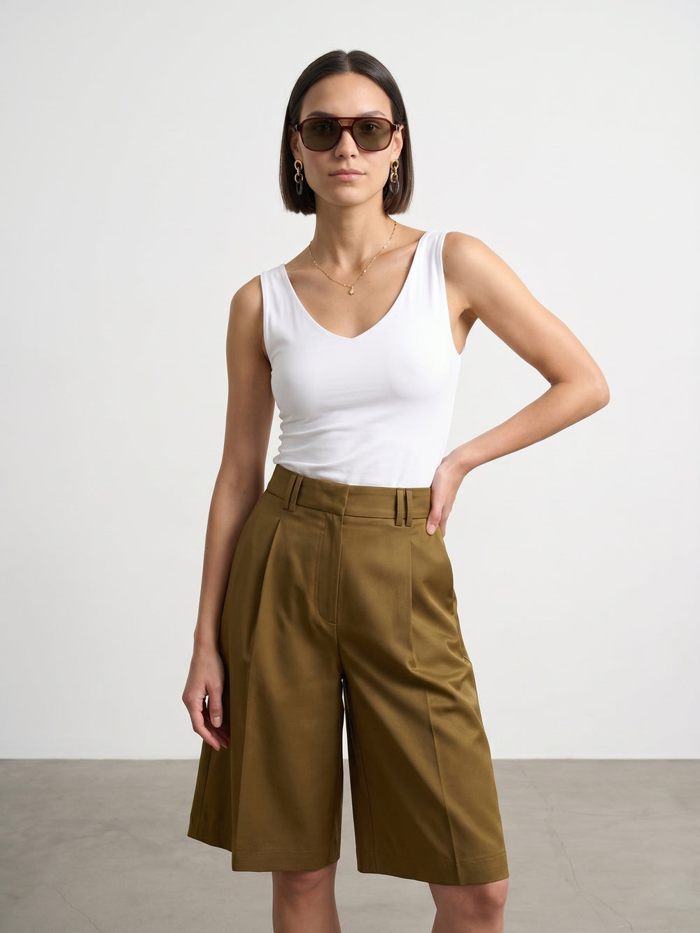 Essential V-ringad topp – Vit