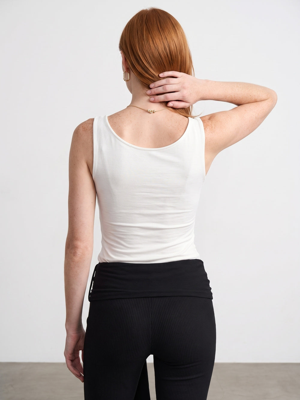 Essential V-ringad topp – Ecru