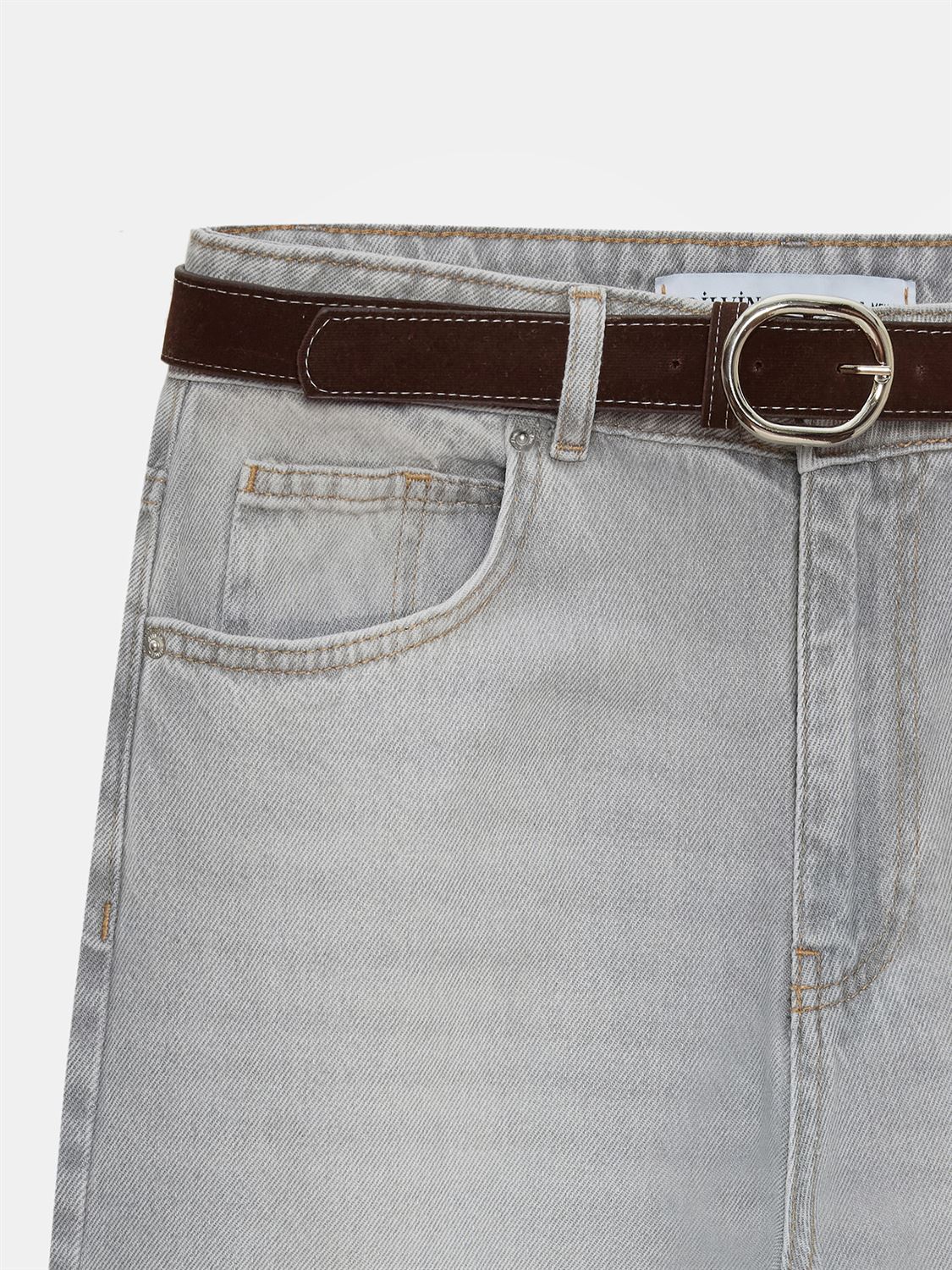 Wide leg-jeans med bälte - Grå