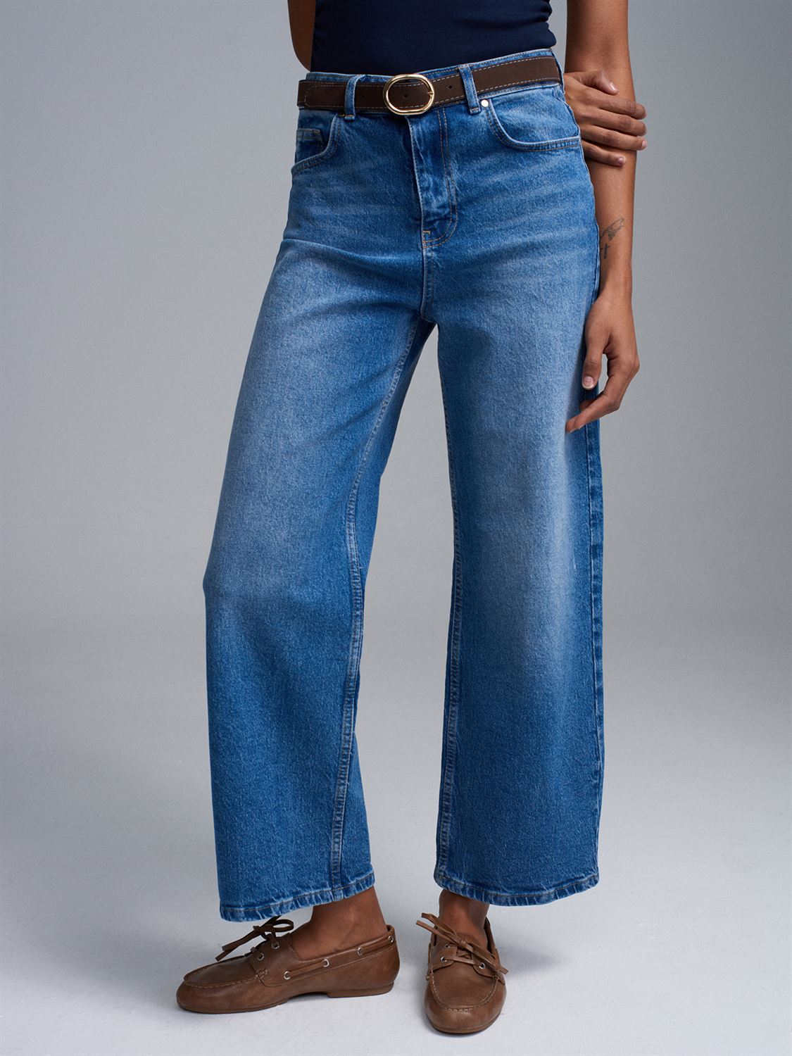 Vida jeans med bälte - Blå