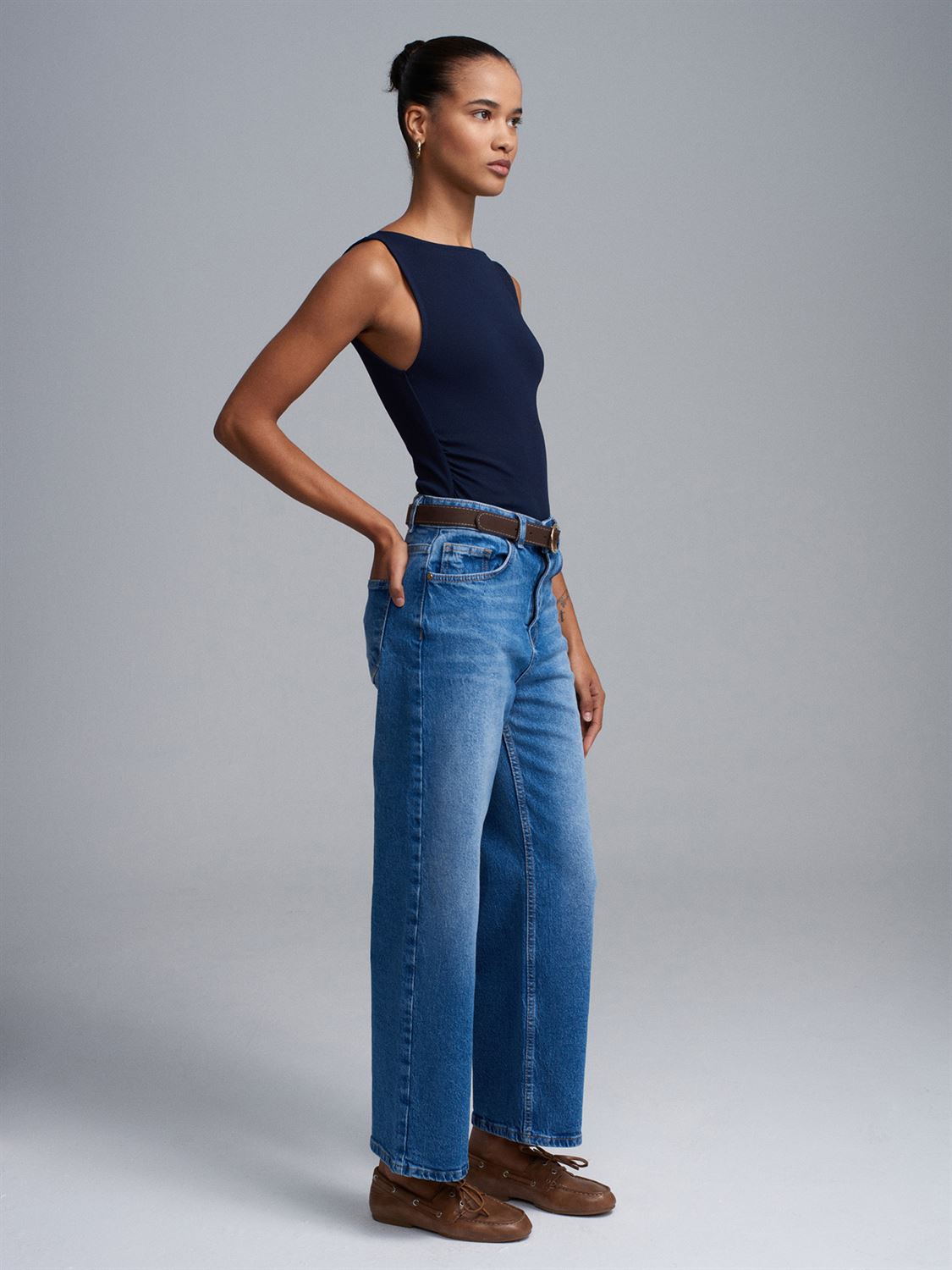 Vida jeans med bälte - Blå