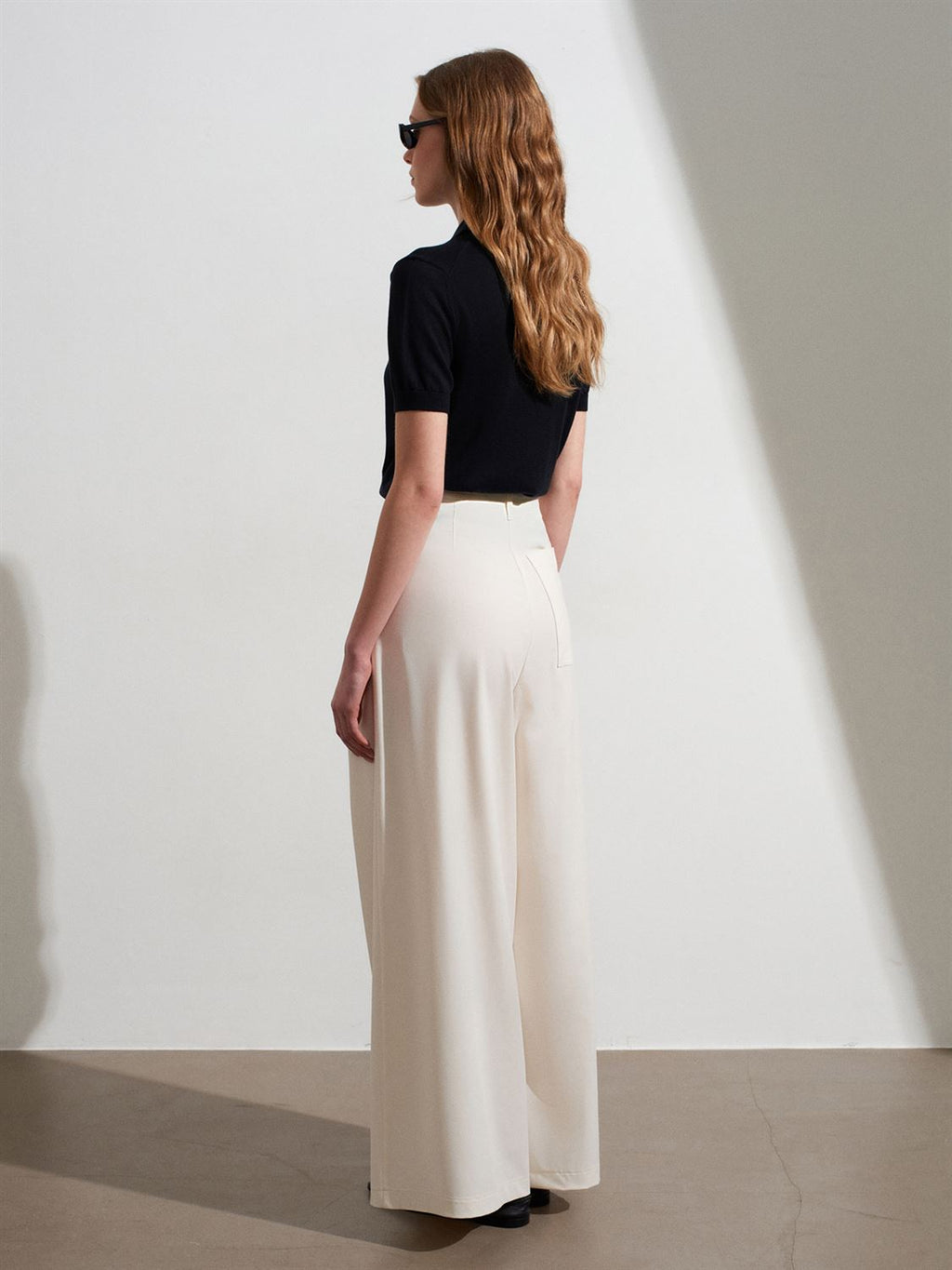 Vida kostymbyxor med pressveck - Ekru