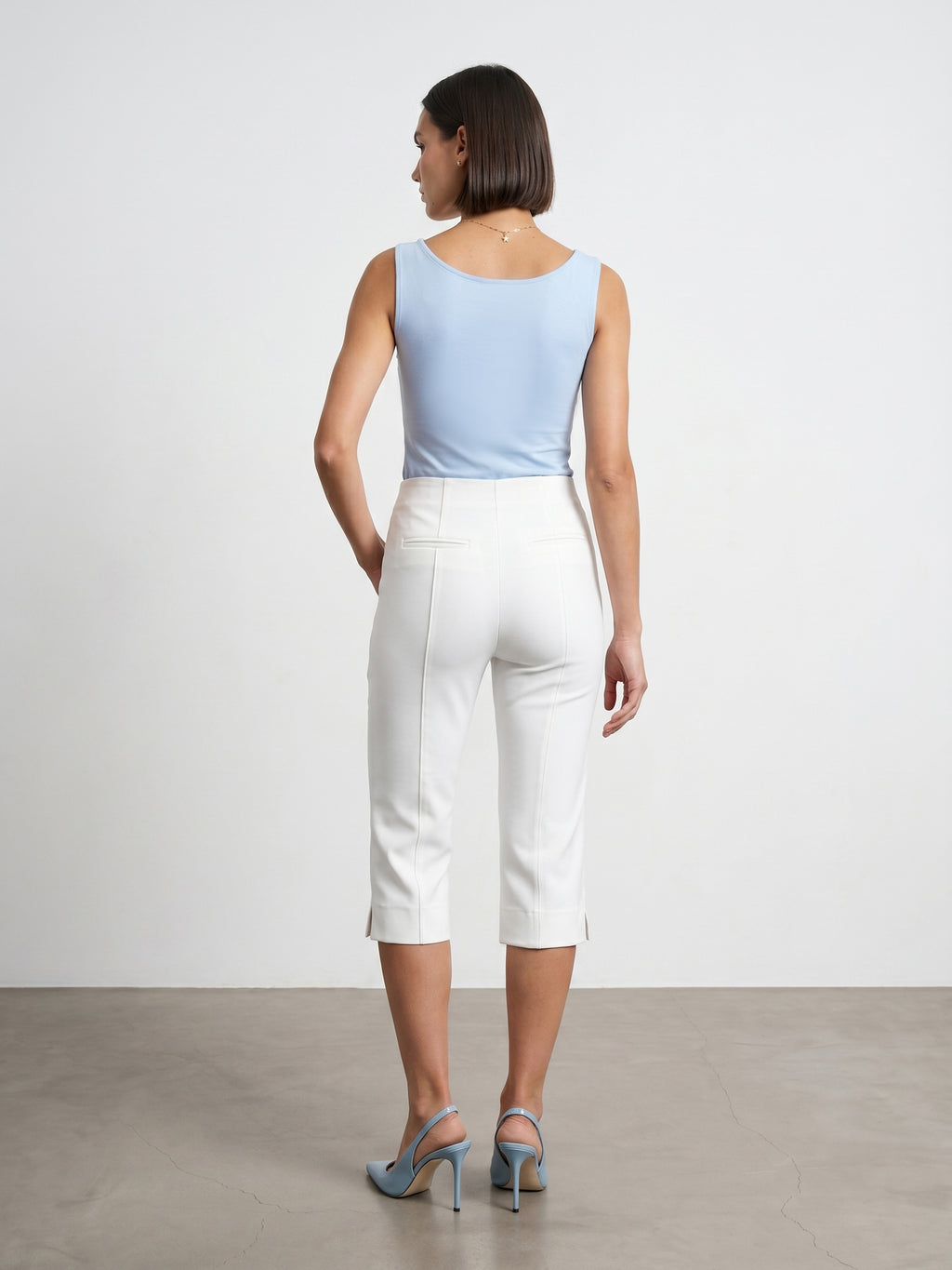 Capribyxor med Slits – Vit