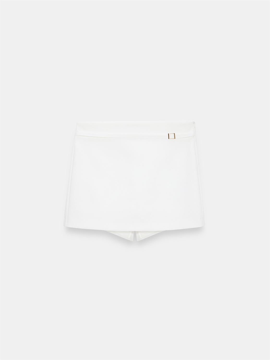 Mini skort med spänne - Vit