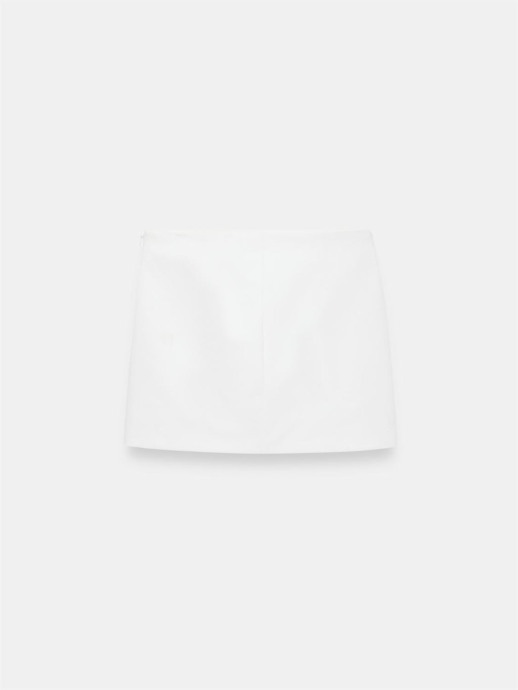 Mini skort med spänne - Vit